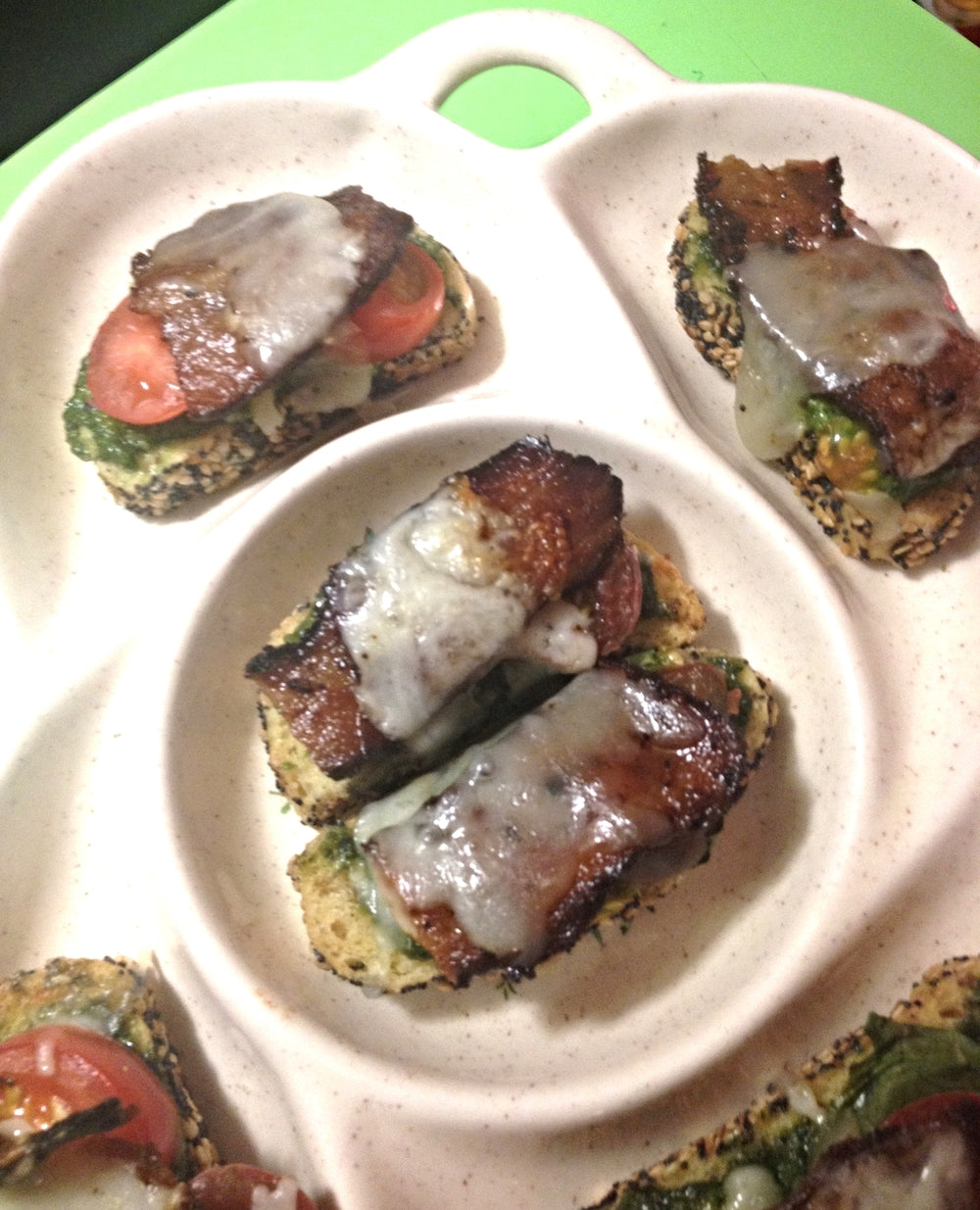Crostini Naked Blt W/ Sharp Cheddar